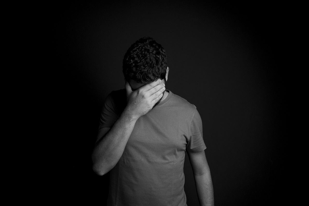 Sonhar que está chorando: 5 significados emocionantes que revelam muito