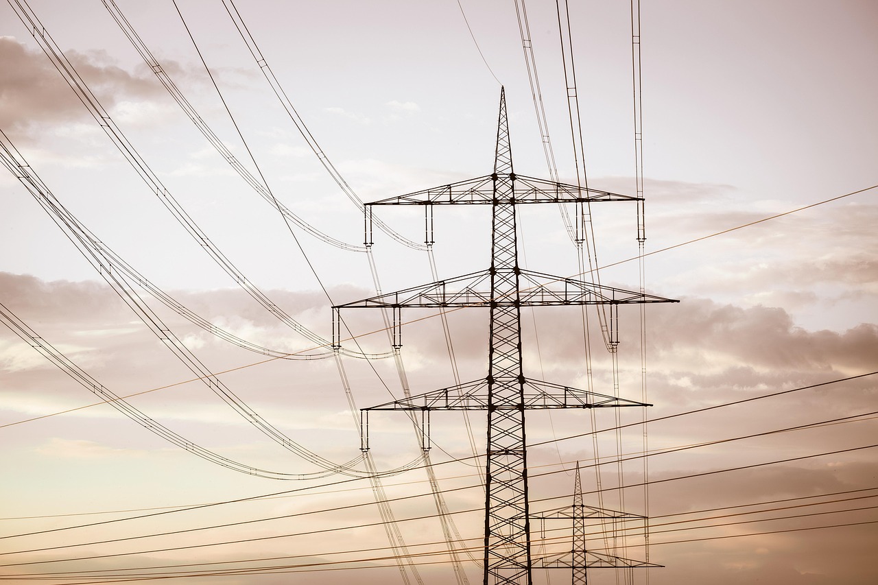 Você sabia que o estabilizador pode estar atrapalhando mais do que ajudando seus eletrônicos?
