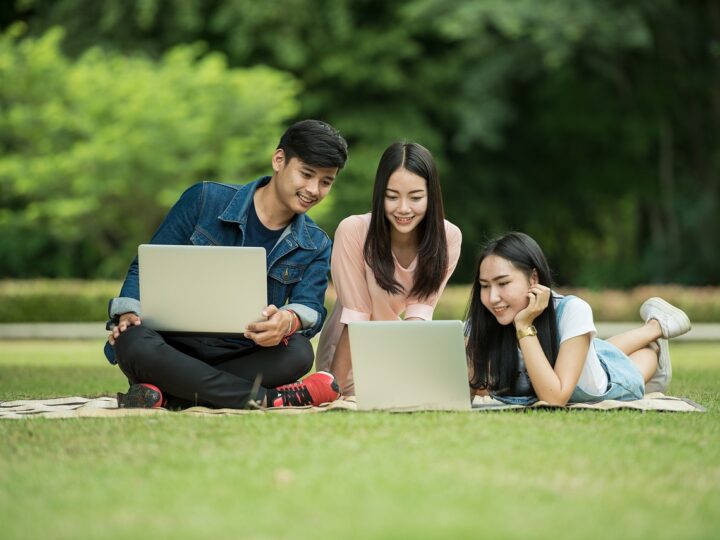 Sites para conversar com estranhos: 5 plataformas seguras para conexões novas