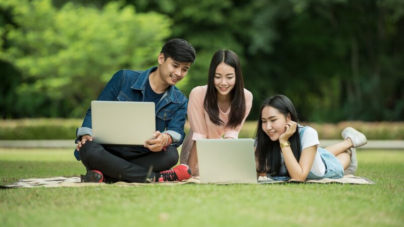 Sites para conversar com estranhos: 5 plataformas seguras para conexões novas