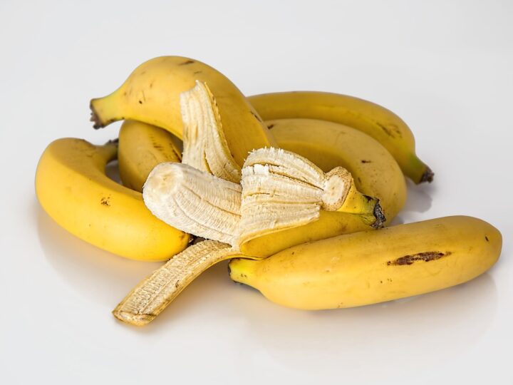 Sonhar com banana: 5 significados que alertam para desafios à frente