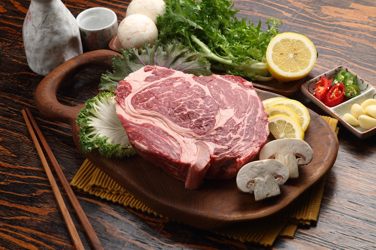Sonhar com carne de boi: 5 interpretações que vão te deixar curioso