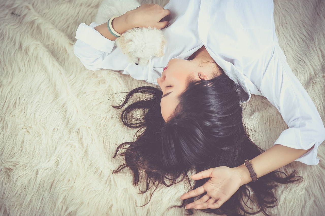 Sonhar com mulher desconhecida: 5 significados que vão despertar sua curiosidade