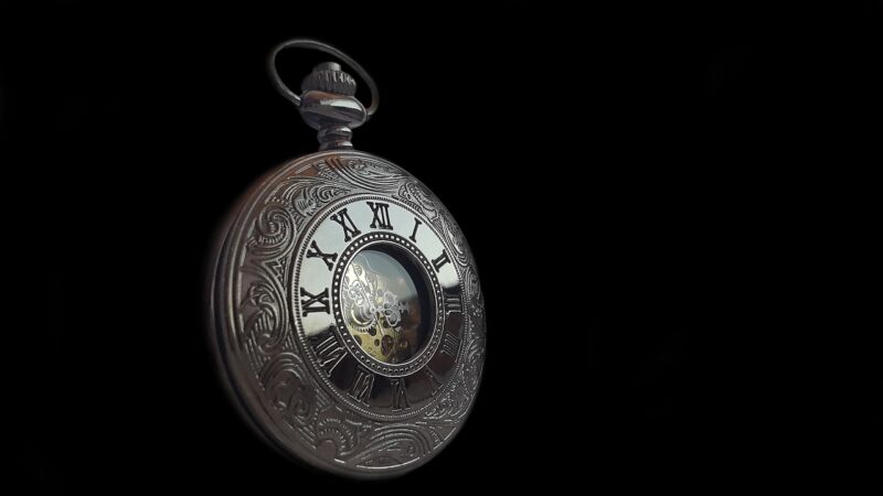 Sonhar com relógios: 5 significados que marcam o tempo em sua vida