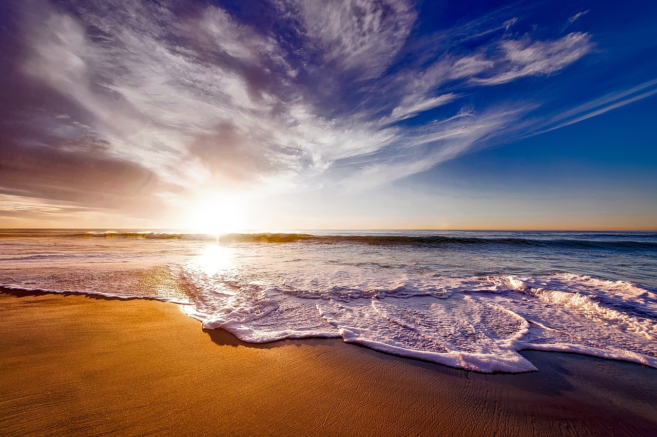 Sonhar se afogando na praia: 5 mensagens urgentes que vão te surpreender