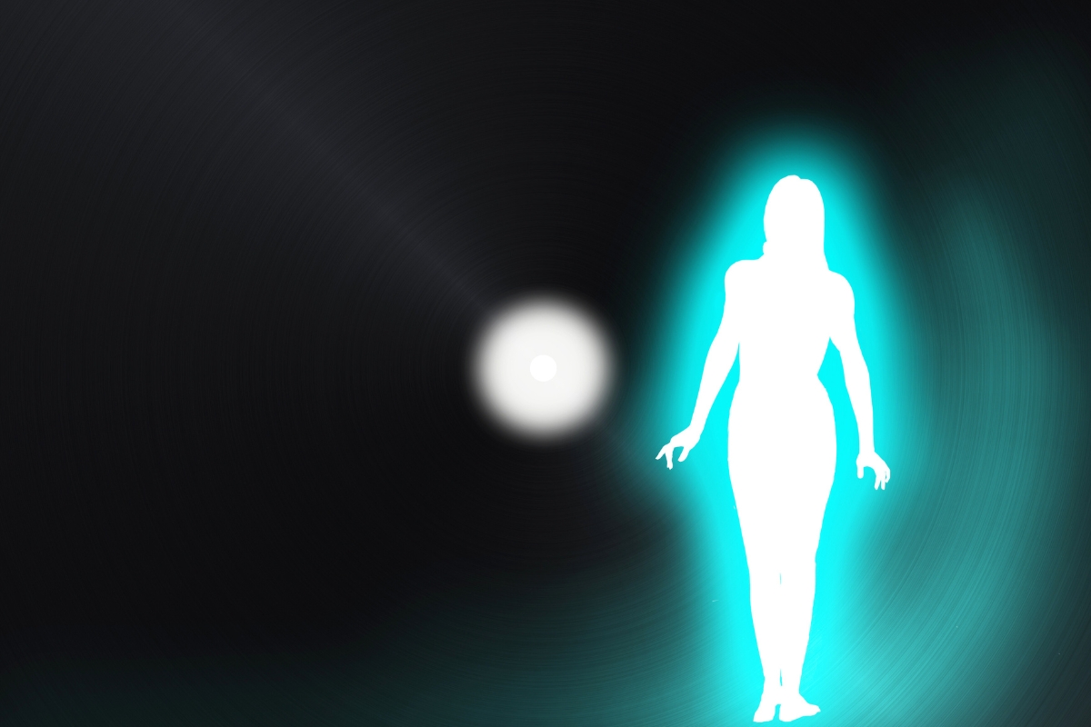 Sonhar com entidade falando com você: 5 mensagens místicas urgentes