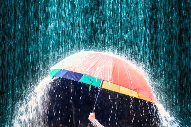 Sonhar com chuva: 5 interpretações que vão lavar suas dúvidas