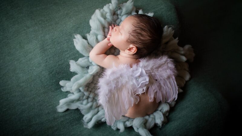 Sonhar com bebê: 5 interpretações profundas sobre novos começos