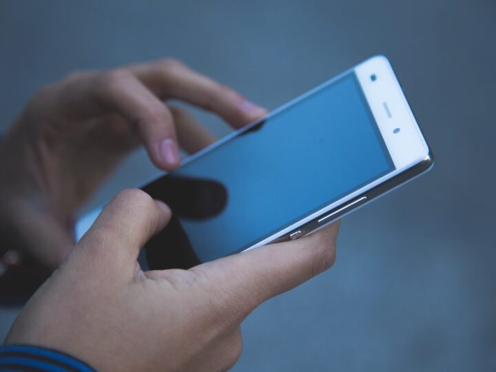 Tirar legenda instantânea do celular: 5 métodos rápidos para desativar