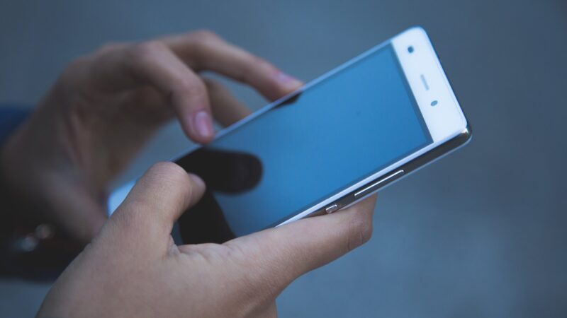Tirar legenda instantânea do celular: 5 métodos rápidos para desativar