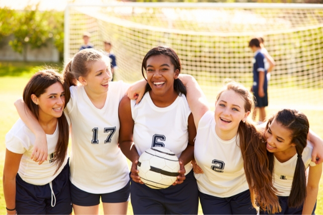 Como fazer camisa de interclasse: 5 dicas criativas para arrasar