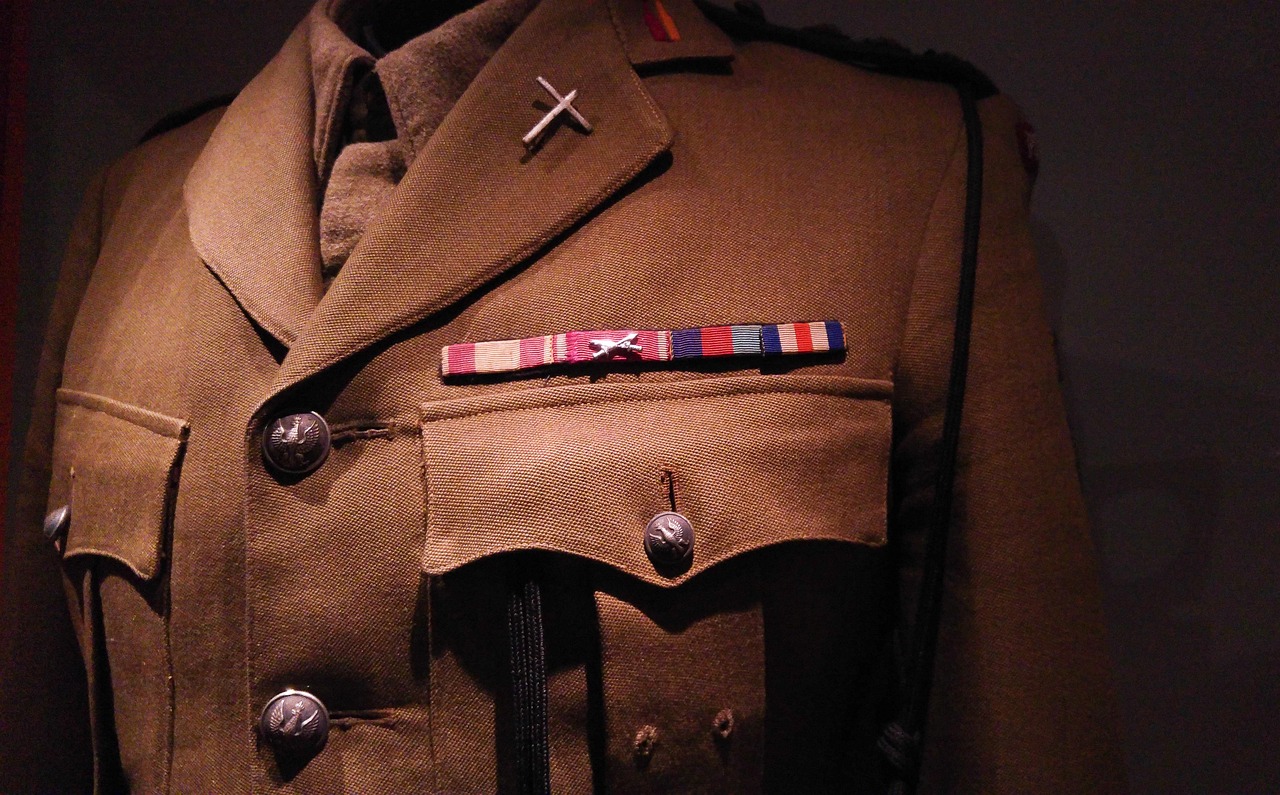 Hierarquia militar brasileira: como funciona a ordem de patentes
