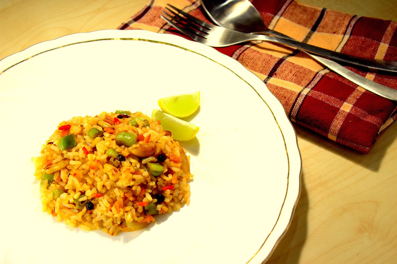 O que é yakimeshi e por que esse prato japonês virou queridinho