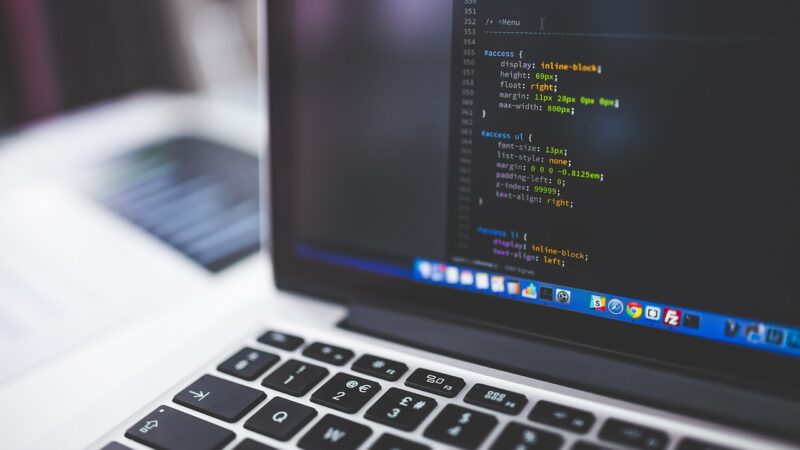 Profissões com s: veja as que estão se reinventando com a tecnologia