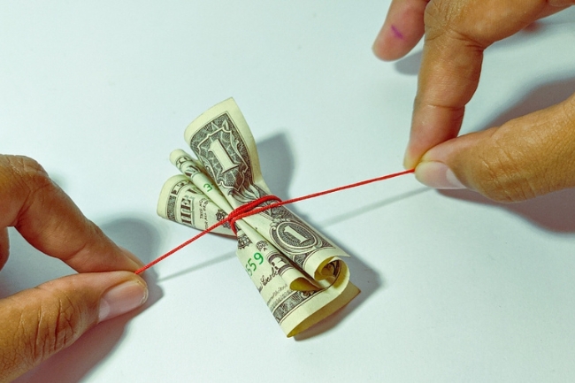 Dificuldade financeira: como lidar com imprevistos
