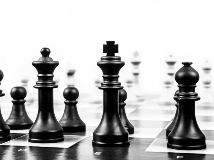 Jogos de tabuleiro antigos que marcaram a história