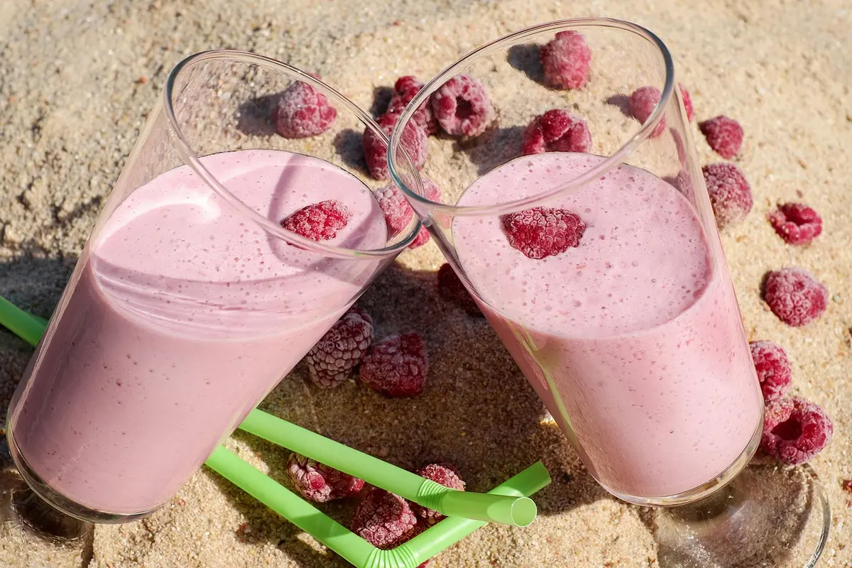 5 receitas de drinks refrescantes para o verão