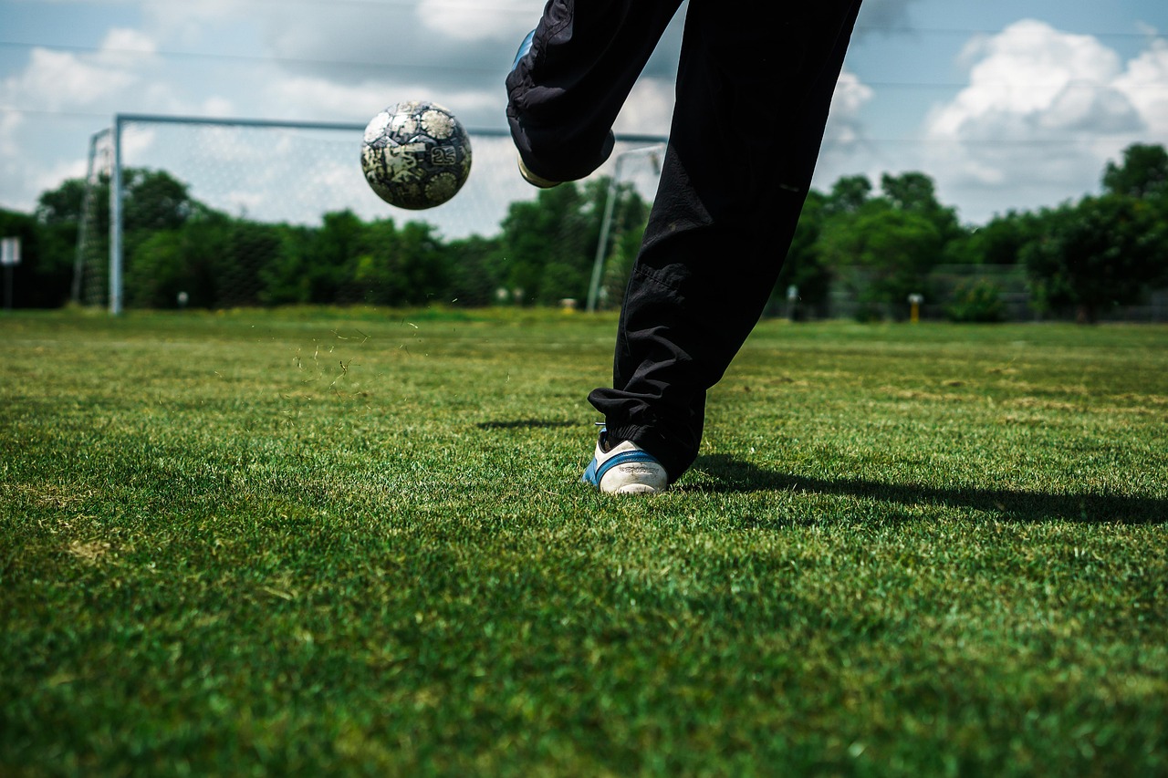 Quanto Ronaldinho Gaúcho ganha da Nike Valores revelados