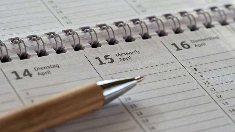 O que acontece todo fim de mês Eventos comuns