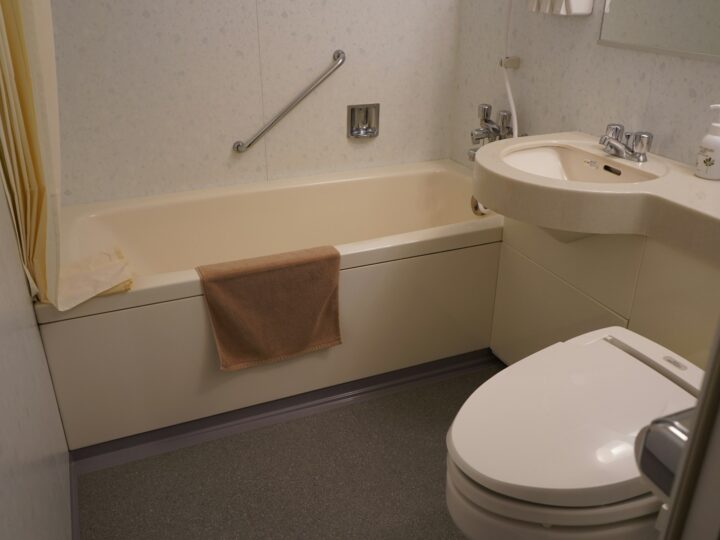 Problemas no banheiro que parecem pequenos, mas podem virar transtorno na casa toda