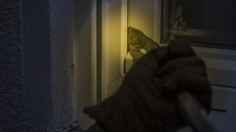 Tem blitz de madrugada?