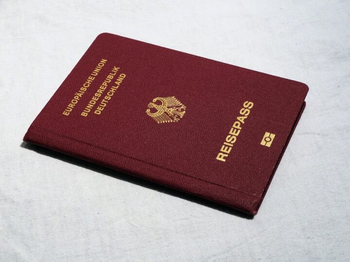 Como descobrir o sobrenome de uma pessoa legalmente