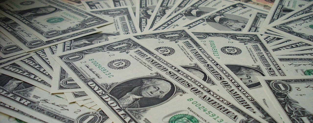 Quem ganha 1400 recebe quanto de férias